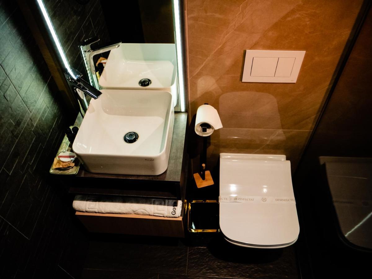 Hotel Goya Boutique Targu Jiu Ngoại thất bức ảnh