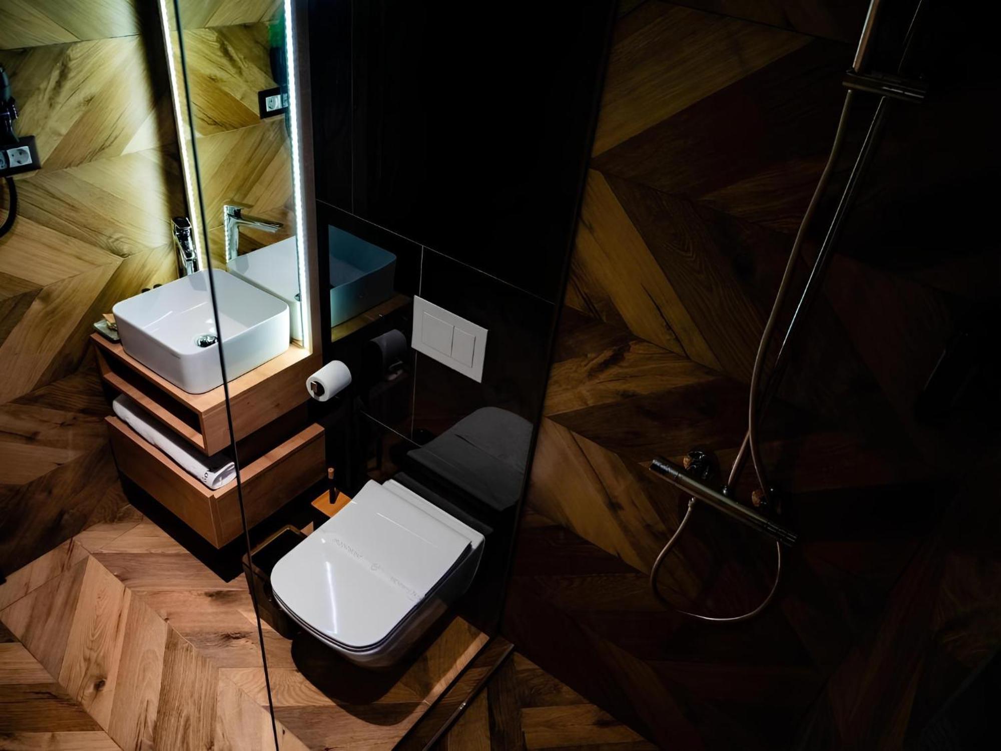Hotel Goya Boutique Targu Jiu Ngoại thất bức ảnh